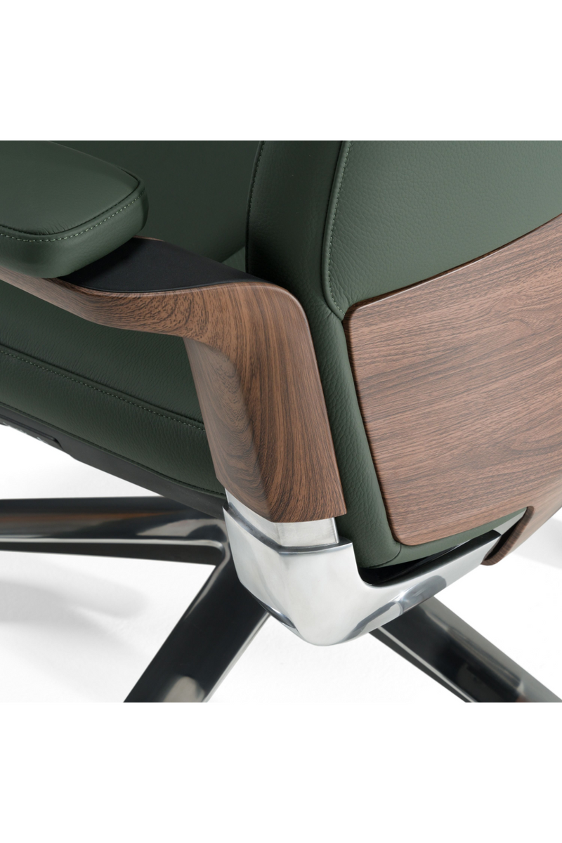 Leather Executive Office Chair | OROA Modern Johnson | Oroatrade.com