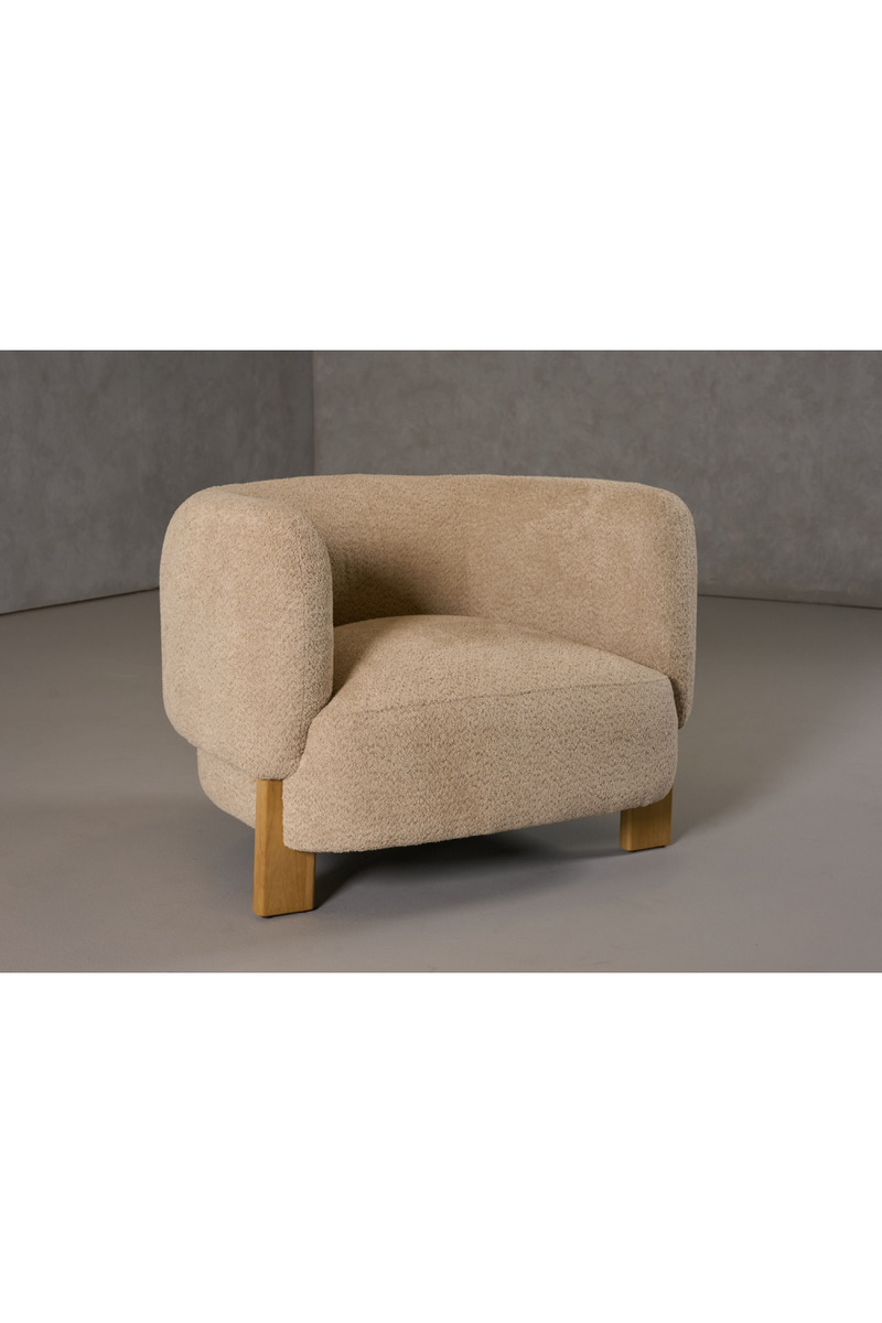 Curved-Back Accent Chair | OROA Modern Optima | Oroatrade.com