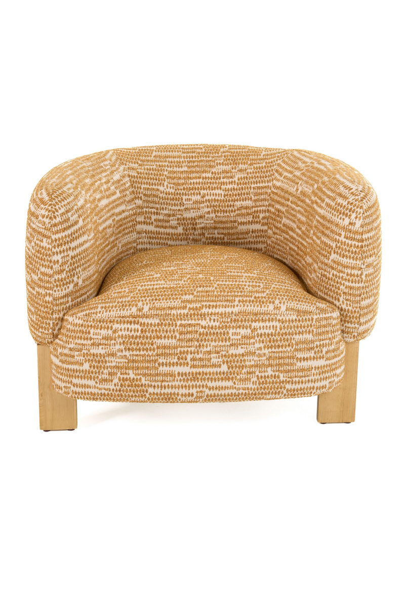 Curved-Back Accent Chair | OROA Modern Optima | Oroatrade.com