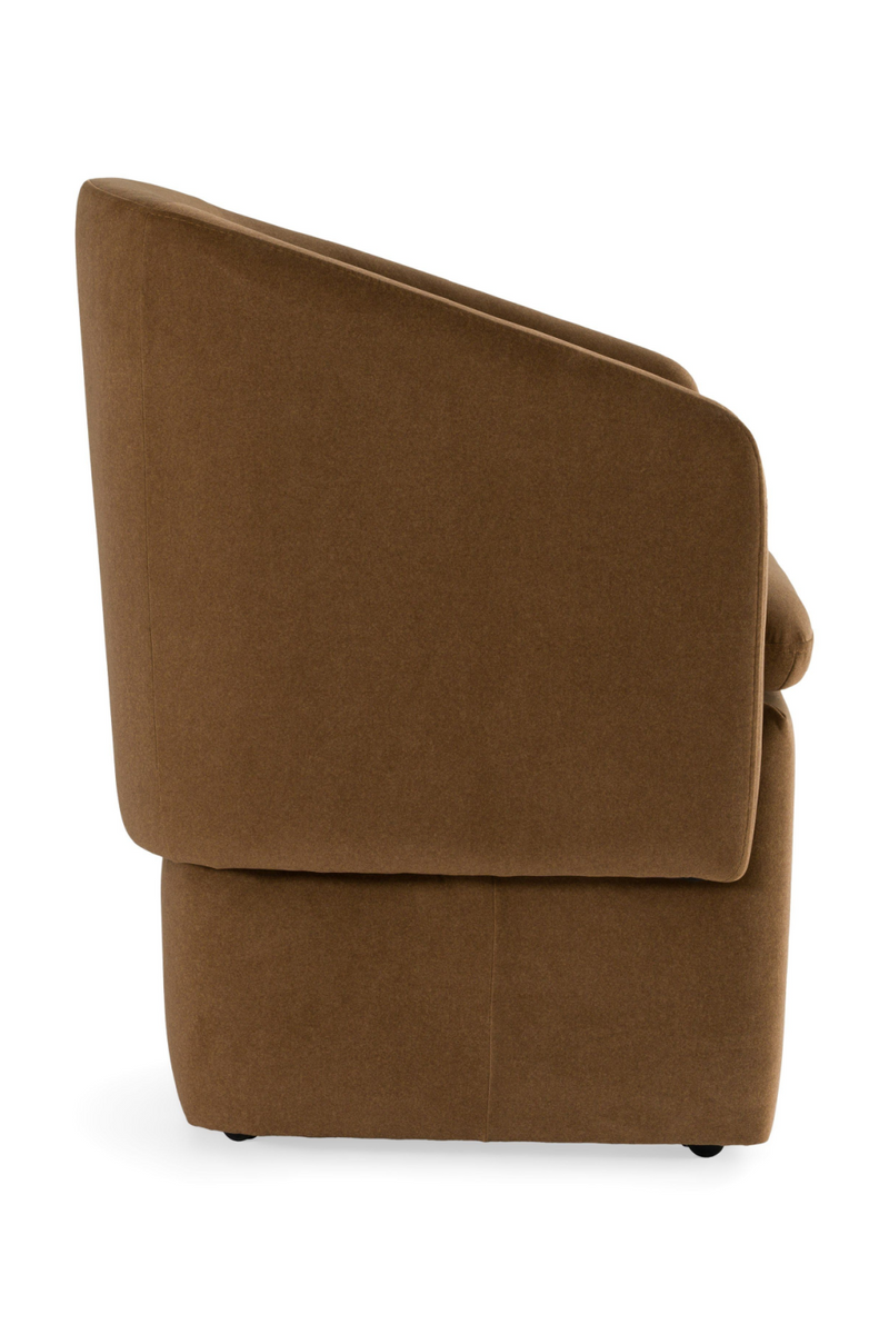 Curved Wheeled Dining Chair | OROA Modern Tassell | Oroatrade.com