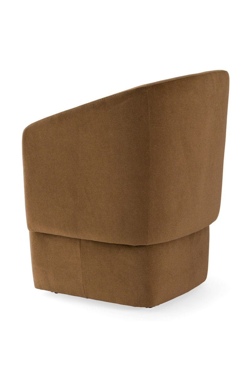 Curved Wheeled Dining Chair | OROA Modern Tassell | Oroatrade.com