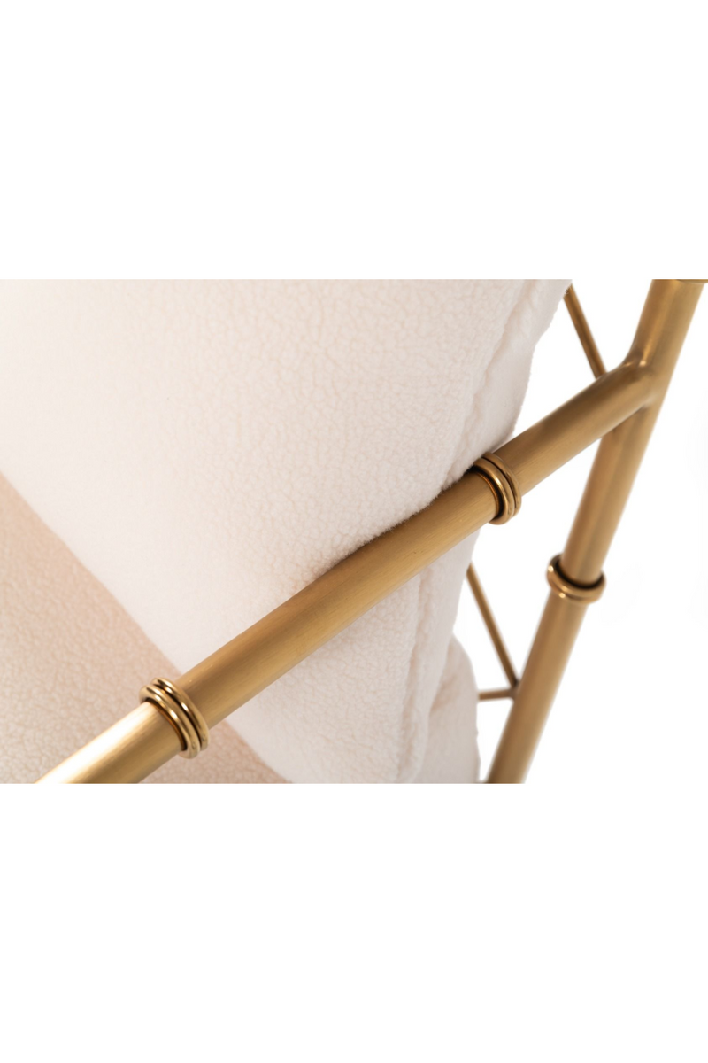 Velvet Padded Accent Chair | OROA Modern Ignacio | Oroatrade.com