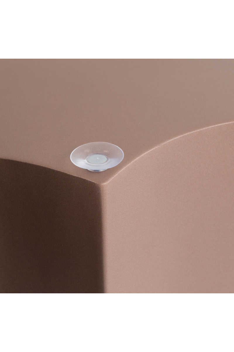 Black Mirror Round End Table | OROA Modern Ingram | Oroatrade.com