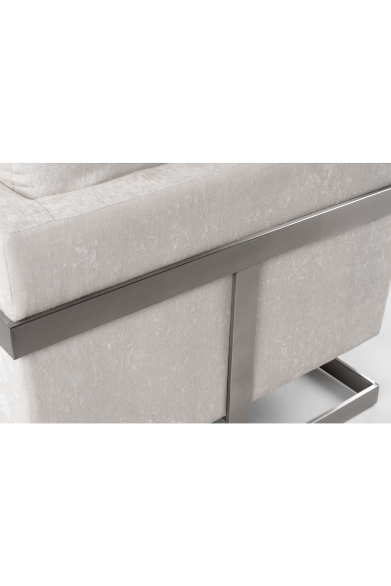 Metal Framed Square Accent Chair | OROA Modern Prince | Oroatrade.com