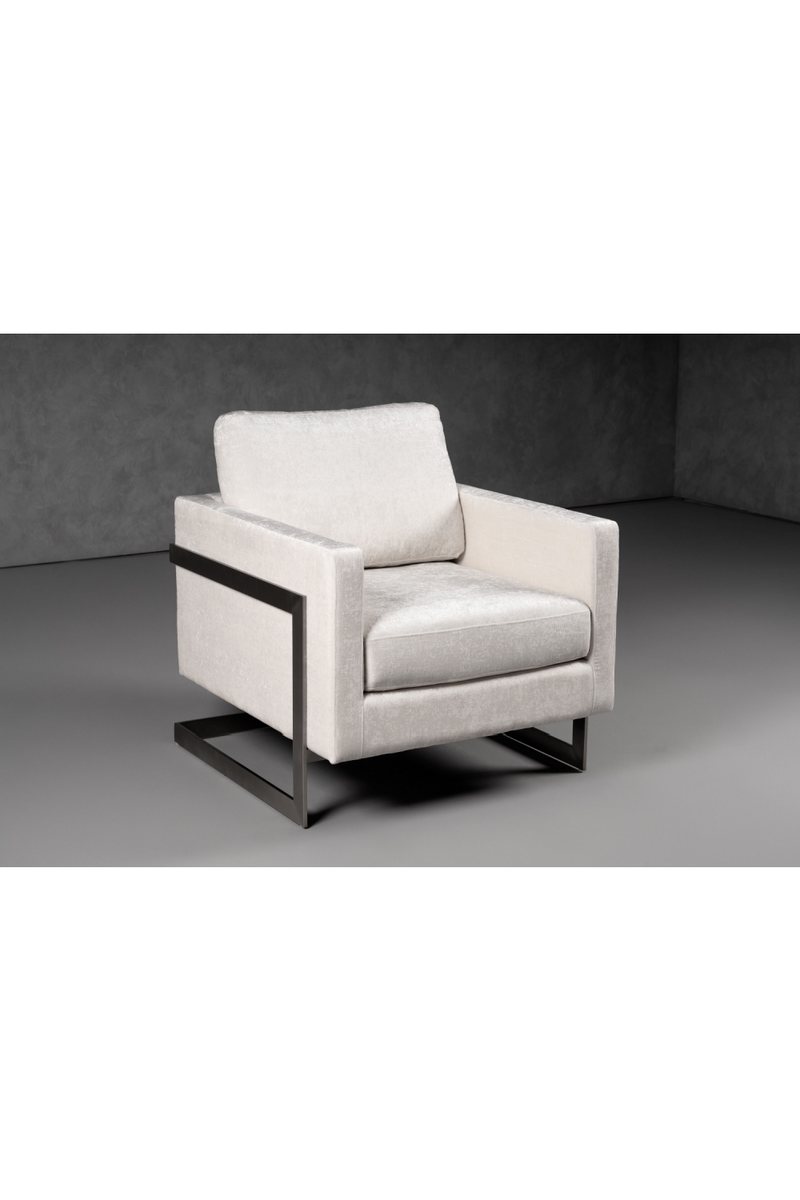 Metal Framed Square Accent Chair | OROA Modern Prince | Oroatrade.com