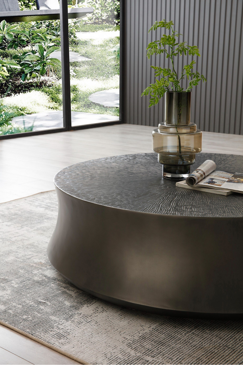 Antique Gray Round Coffee Table | OROA Modern Airdrie | Oroatrade.com