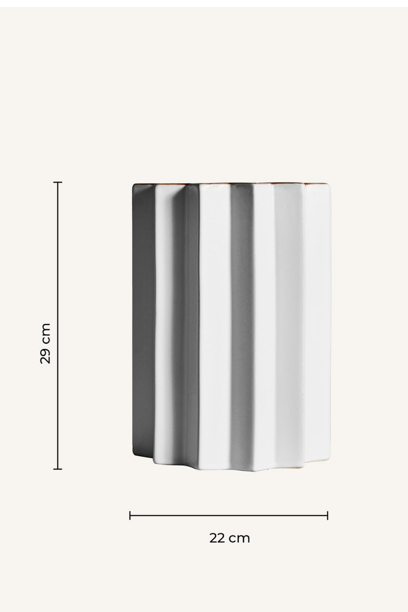 White Stone Fluted Vase | Vical Home Plissé | Oroatrade.com