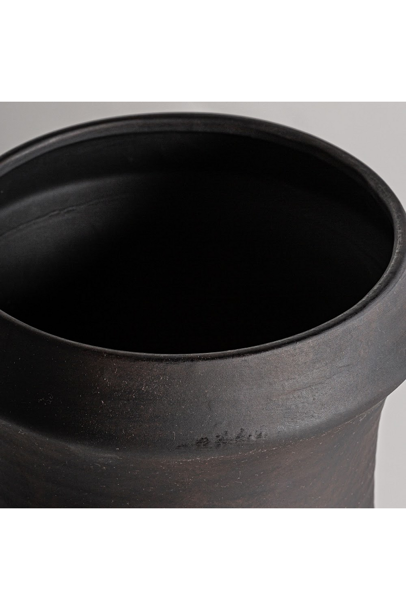 Black Ceramic Art Deco Vase | Vical Home Nohae | Oroatrade.com