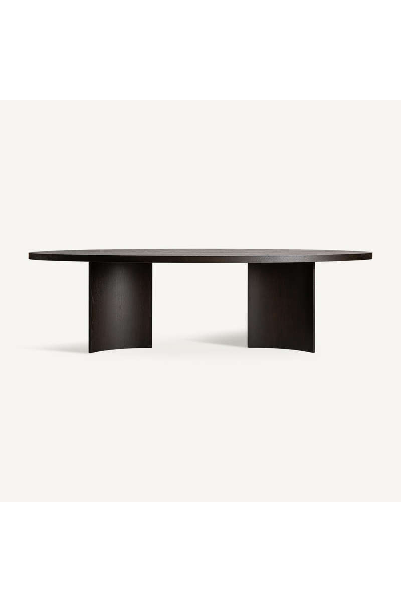 Brown Oak Oval Dining Table | Vical Home Neuvic | Oroatrade.com