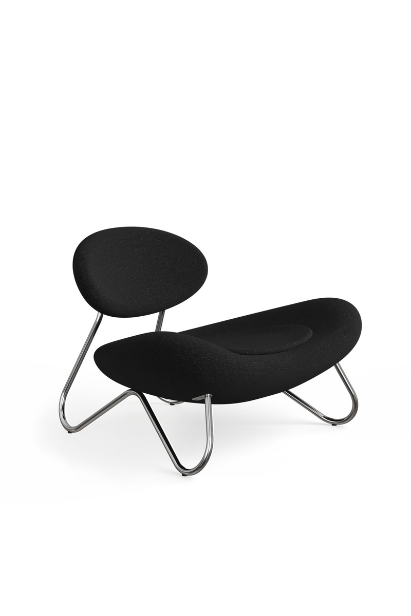 Black Modern Lounge Chair | WOUD Meadow | Oroatrade.com