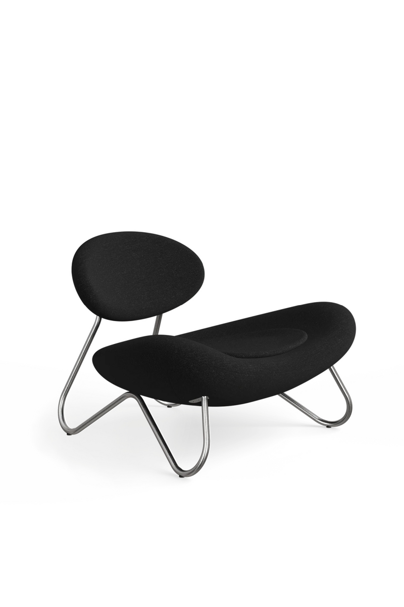 Black Modern Lounge Chair | WOUD Meadow | Oroatrade.com