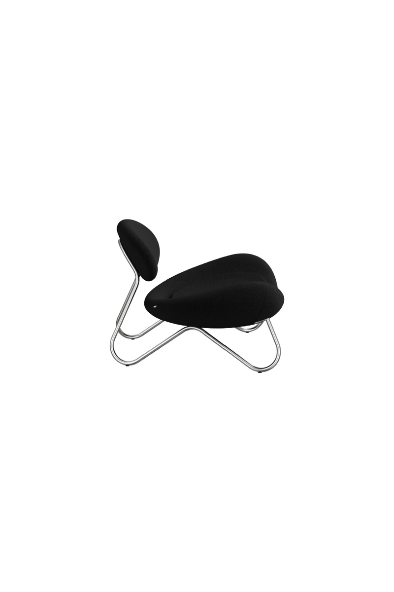 Black Modern Lounge Chair | WOUD Meadow | Oroatrade.com