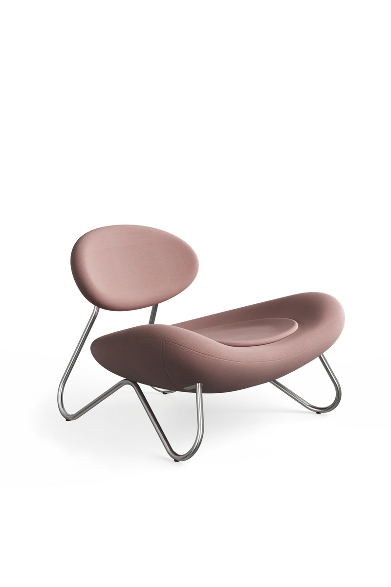 Pink Modern Lounge Chair | WOUD Meadow | Oroatrade.com