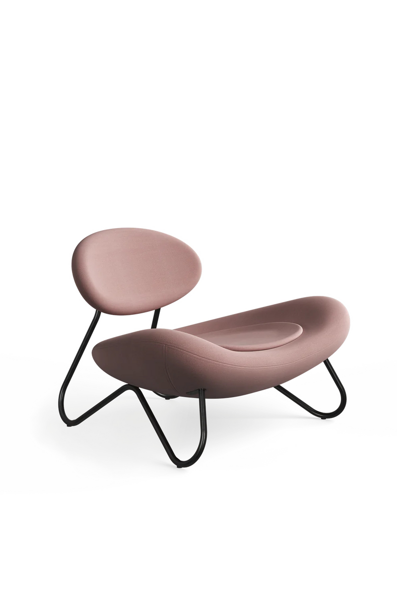 Pink Modern Lounge Chair | WOUD Meadow | Oroatrade.com