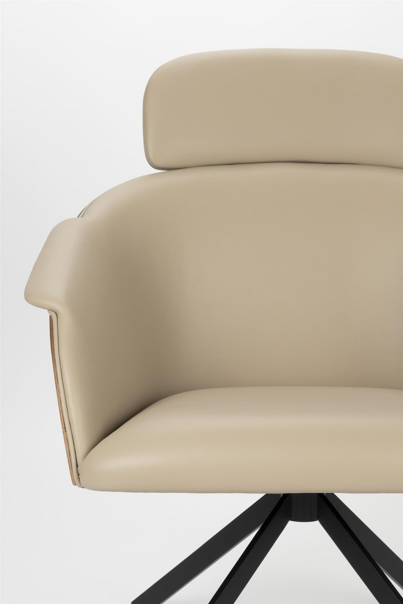 Beige Leather Lounge Chair | Zuiver Frie | Oroatrade.com