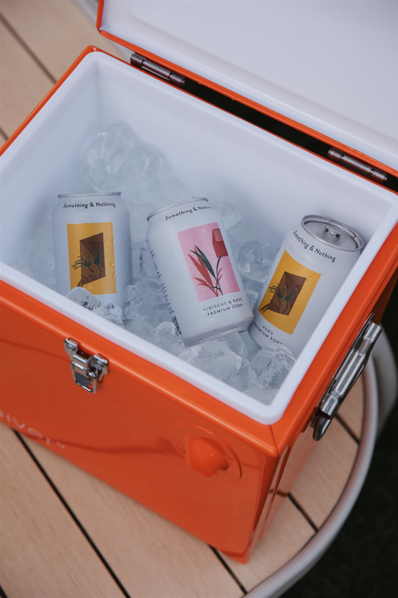 Insulated Cooler with Bottle Opener | Zuiver Cooler Be Cute | Oroatrade.com