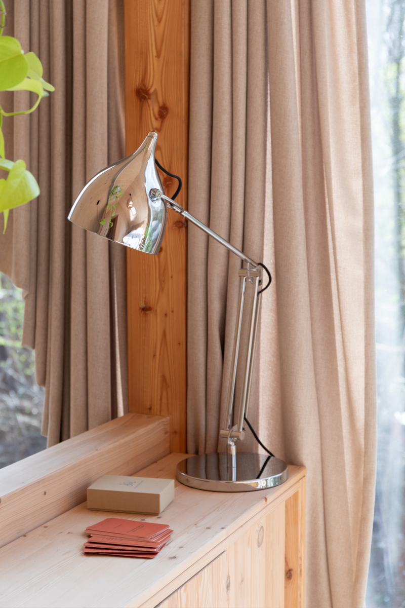 Chrome Adjustable Desk Lamp | Zuiver Reader | Oroatrade.com