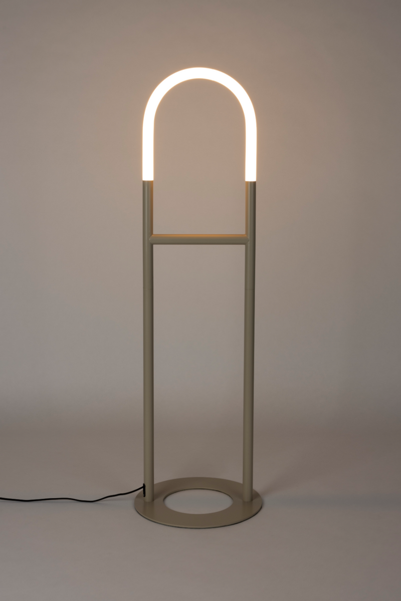 Sculptural Beige Floor Lamp | Zuiver Arch | Oroatrade.com