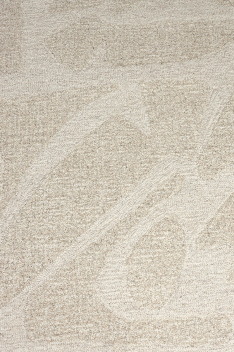 Organic-Shaped Wool Rug 5' x 7'5" | Zuiver Forms | Oroatrade.com
