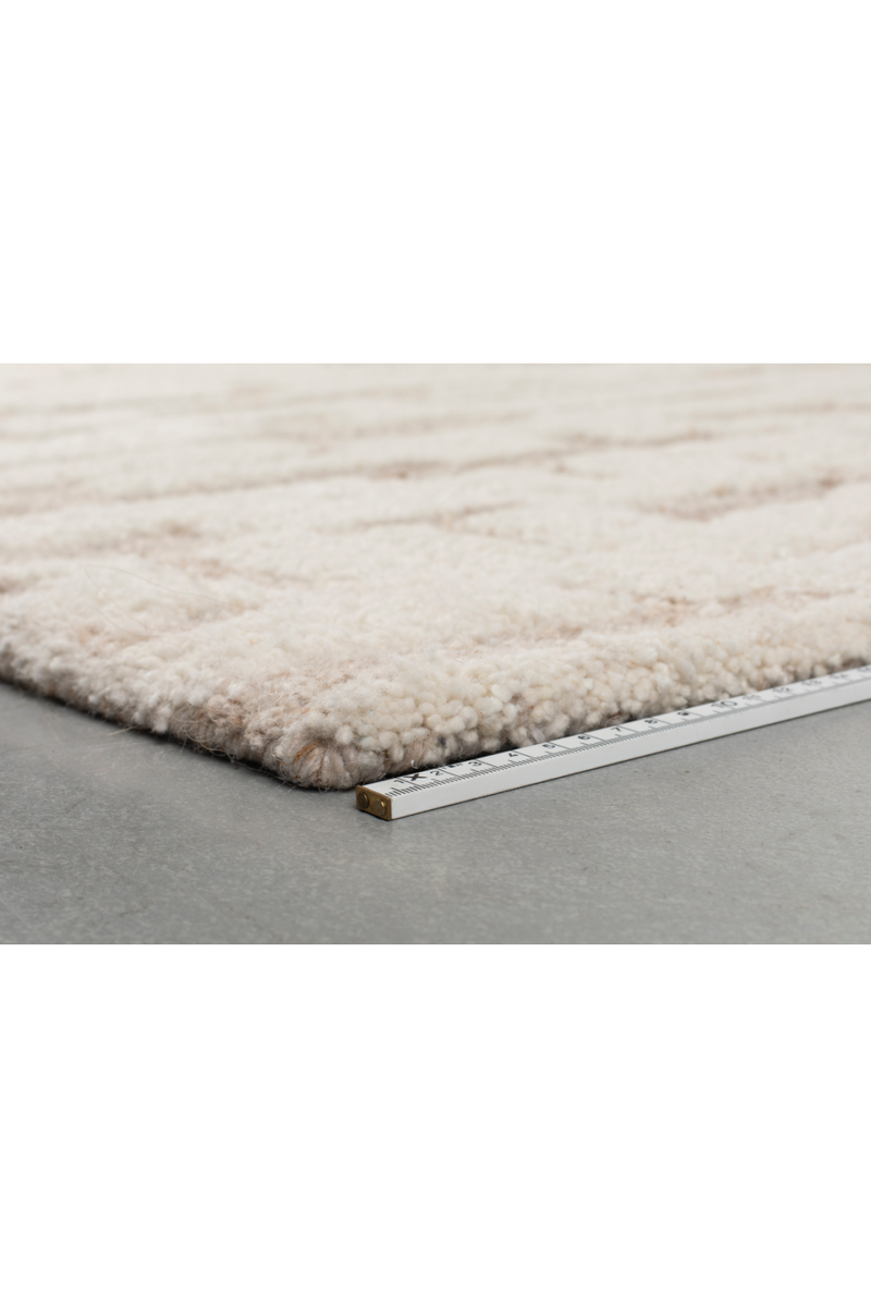 Beige Wool Patterned Carpet | Zuiver Hills | Oroatrade.com