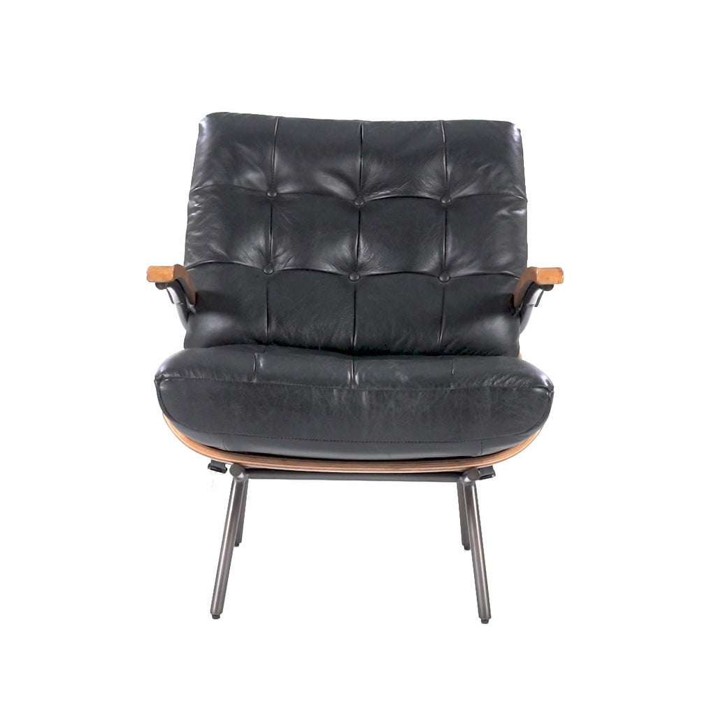 Black Leather Armchair | Eleonora Bastiaan | Oroatrade.com
