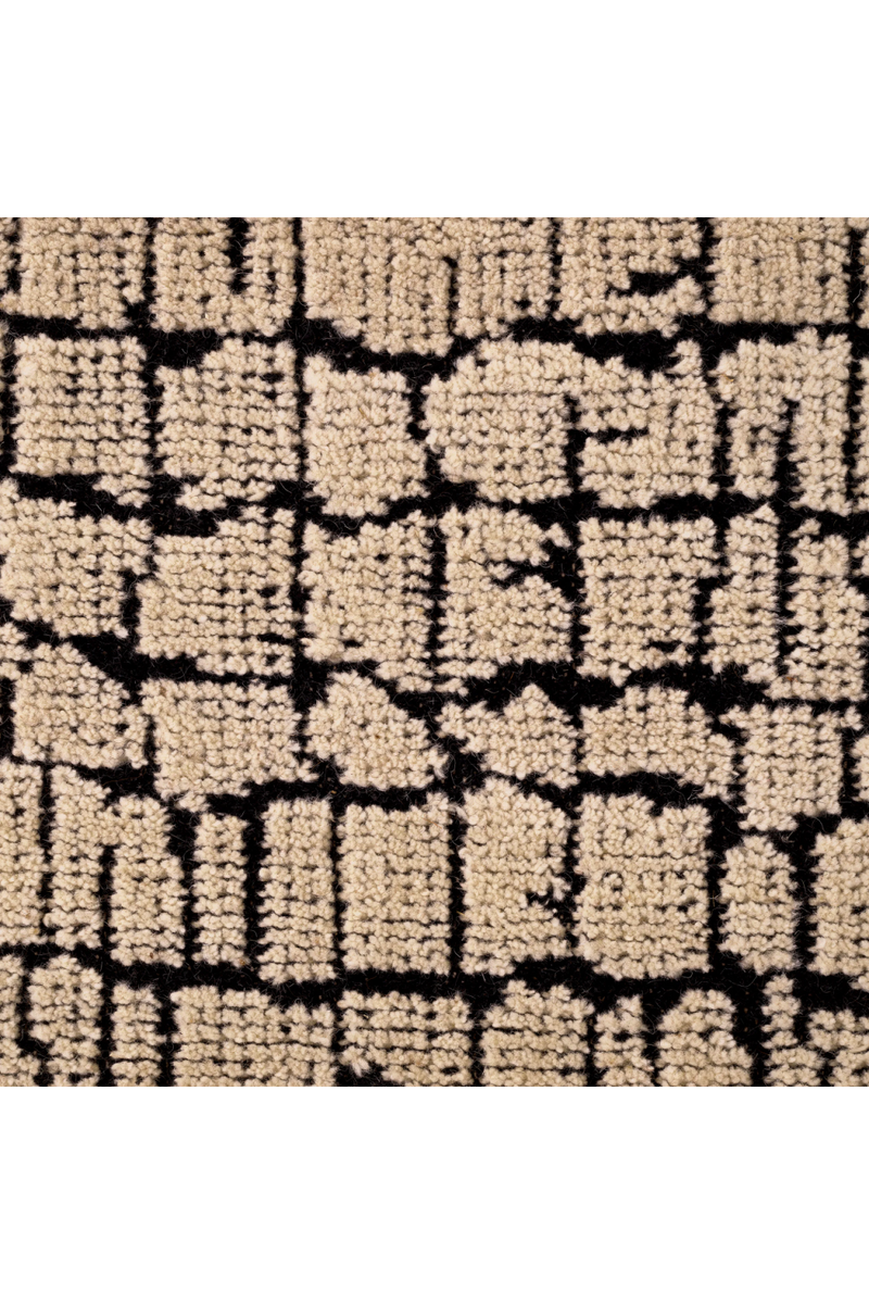 Black Patterned Wool Carpet | Eichholtz Nirvana | Oroatrade.com