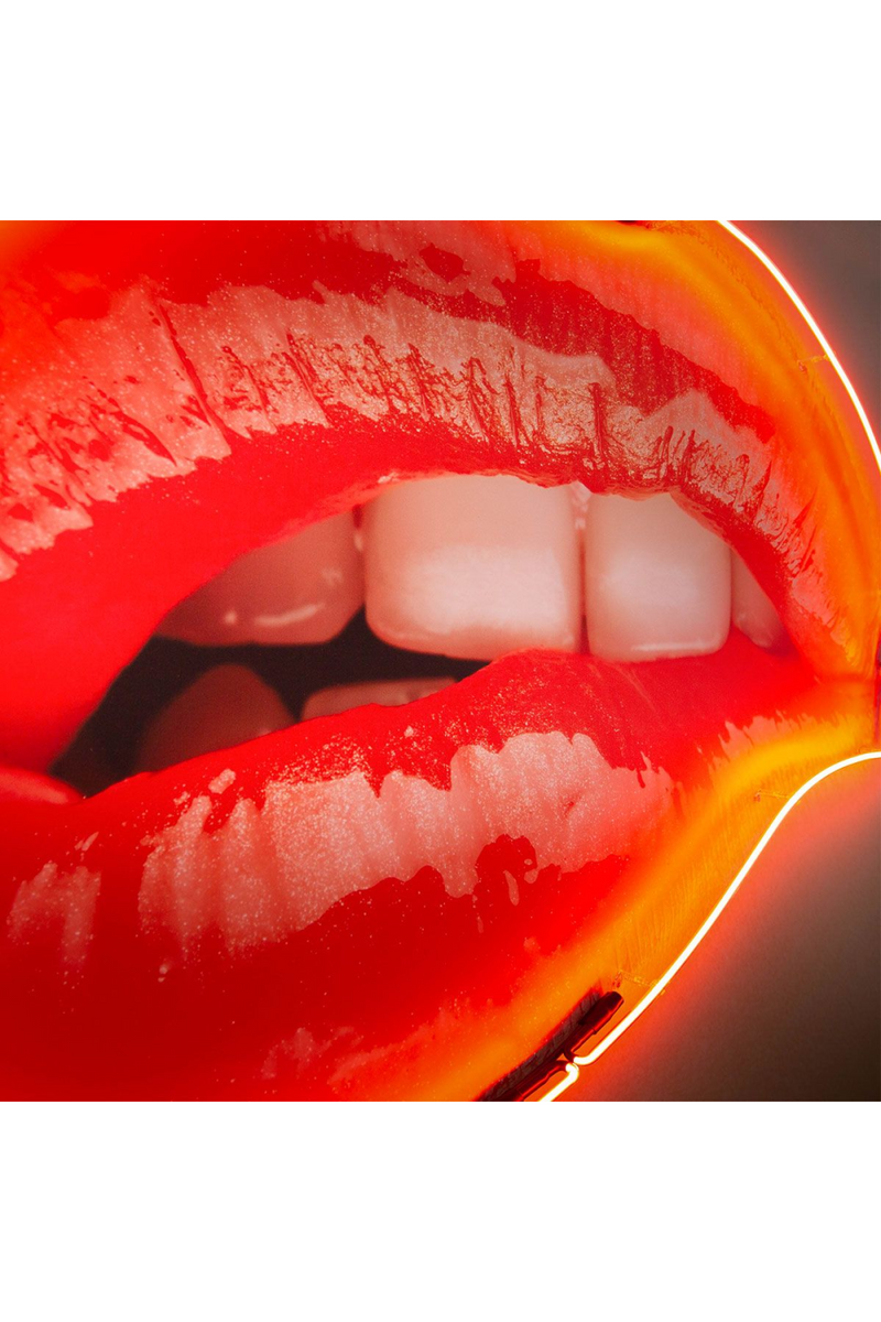 Mouth Urban Neon Artwork | Andrew Martin Lips Seduction | Oroatrade.com