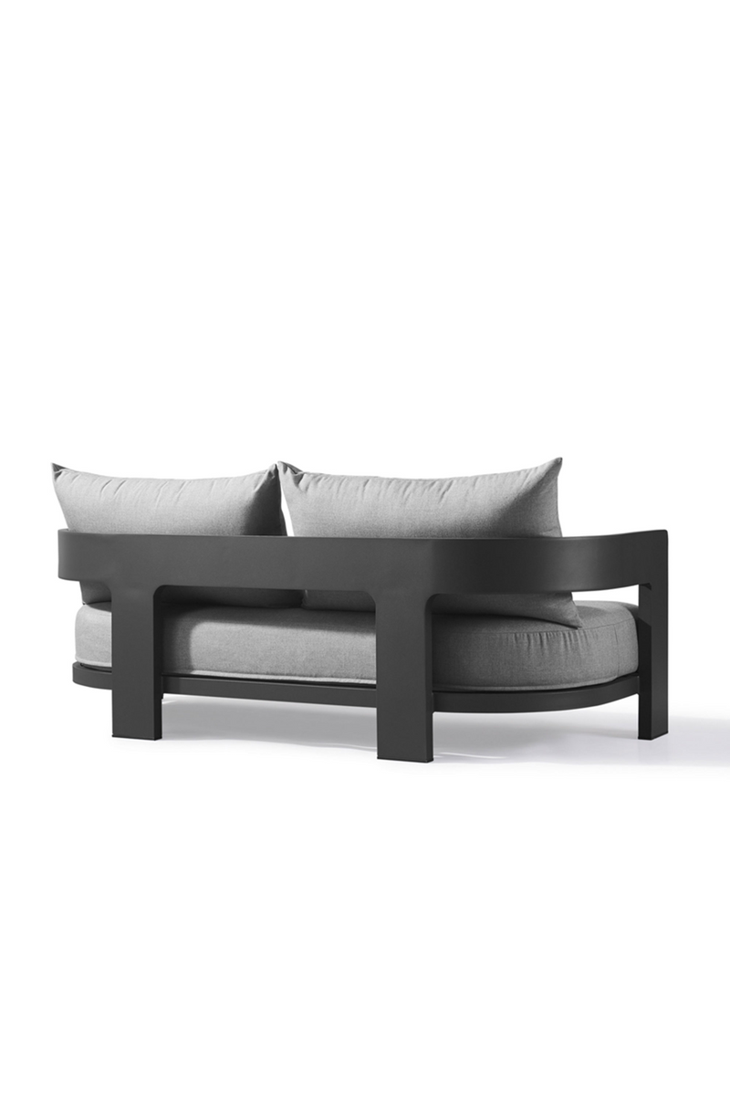 Sculptural Modern Outdoor Sofa | Andrew Martin Caicos | Oroatrade