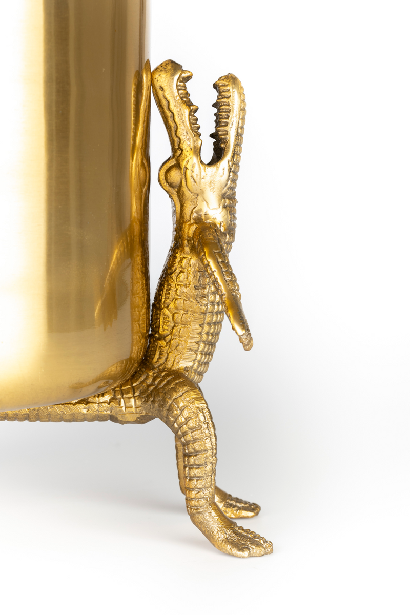 Gold Lacquered Vase | Bold Monkey Surrounded by Crocodiles | Oroatrade.com