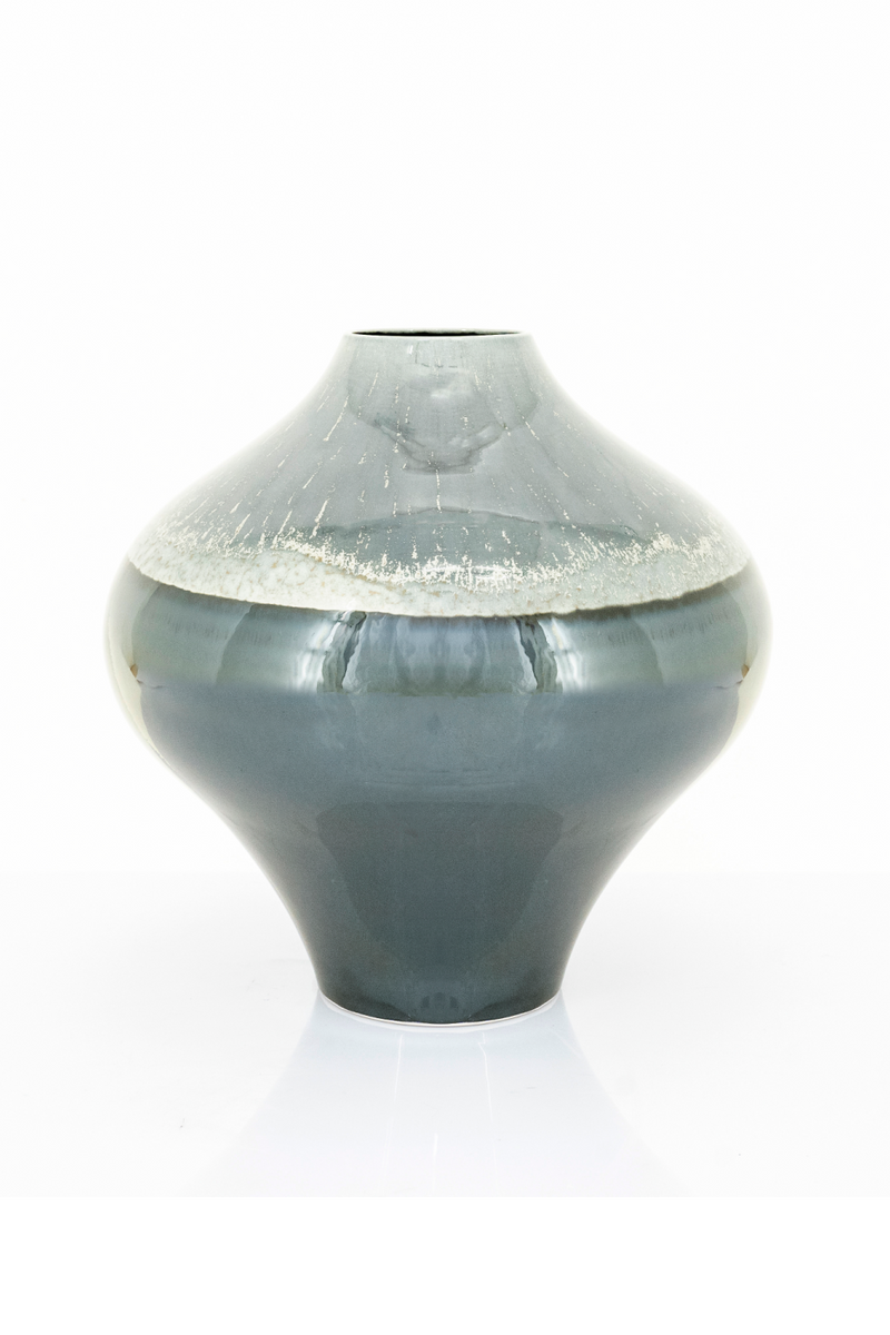 Handmade Ceramic Vase | By-Boo Gliss | Oroatrade.com