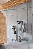 Black Metal Clothing Rack | WOUD O&O | Oroatrade.com