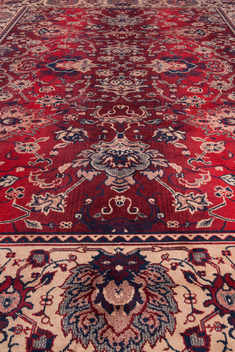 Old Red Area Rug 6'5" x 10' | Dutchbone Bid | Oroatrade.com