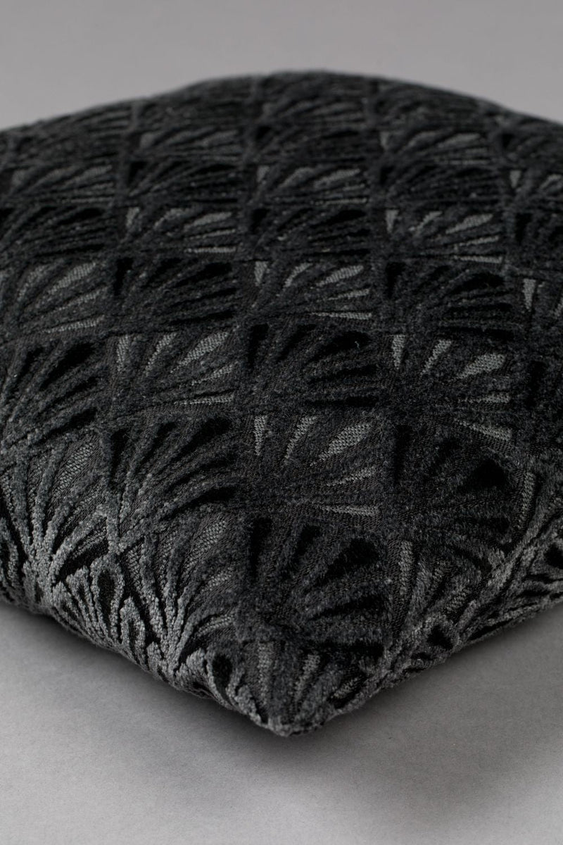 Black Velvet Pillow (2) | Dutchbone Daisy | Oroatrade.com