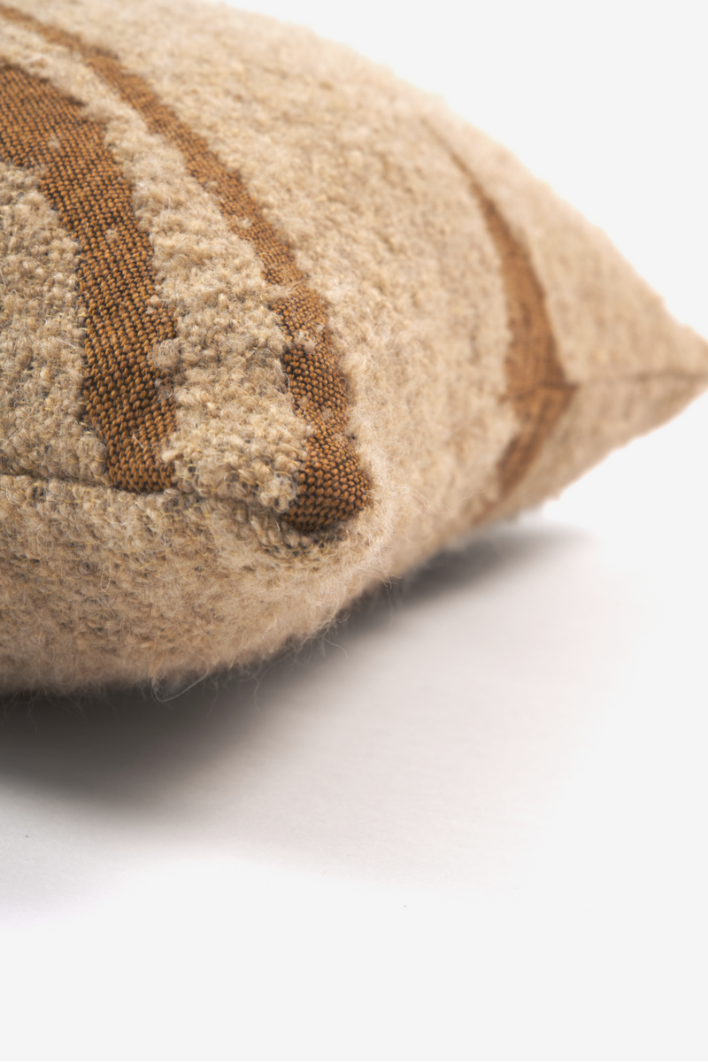 Lumbar Throw Pillow (2) | Ethnicraft Abstract | OROA TRADE
