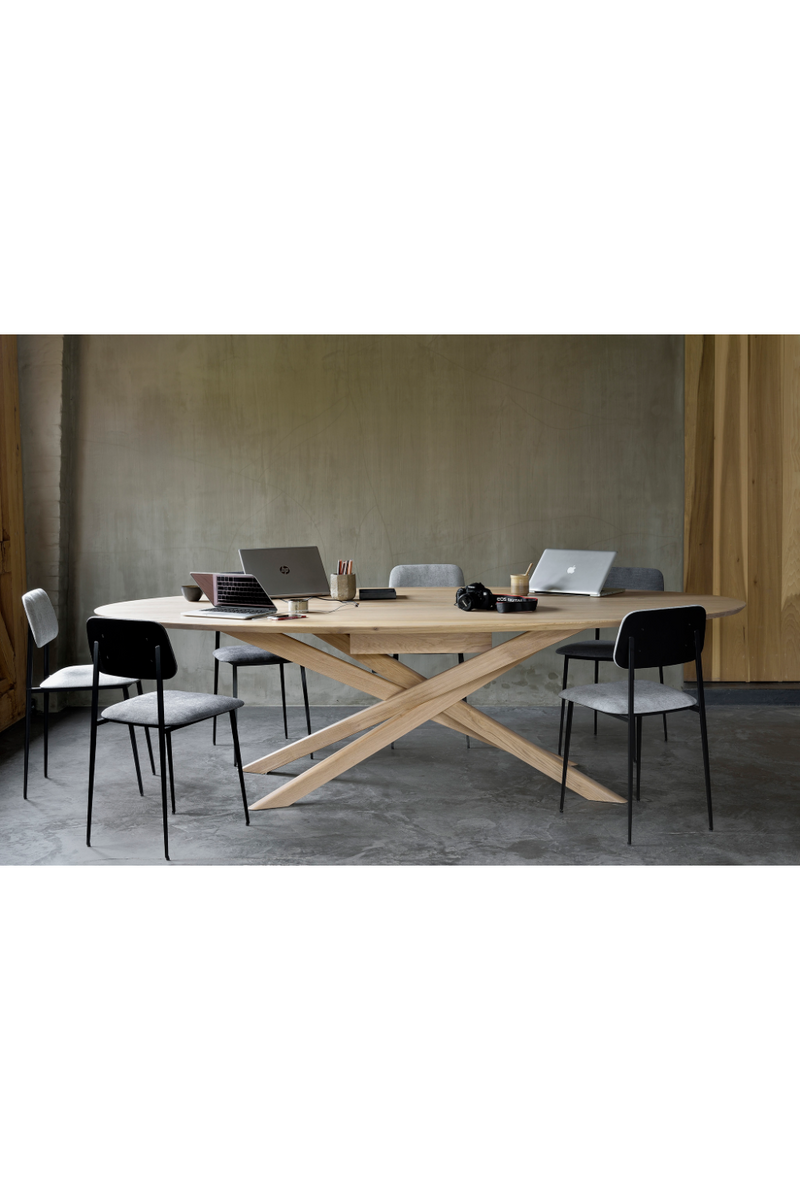 Oak Oval Meeting Table | Ethnicraft Mikado | OROA TRADE