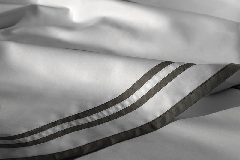 430TC Sateen Striped Flat Sheet | Amalia Home Sonata | Oroatrade.com