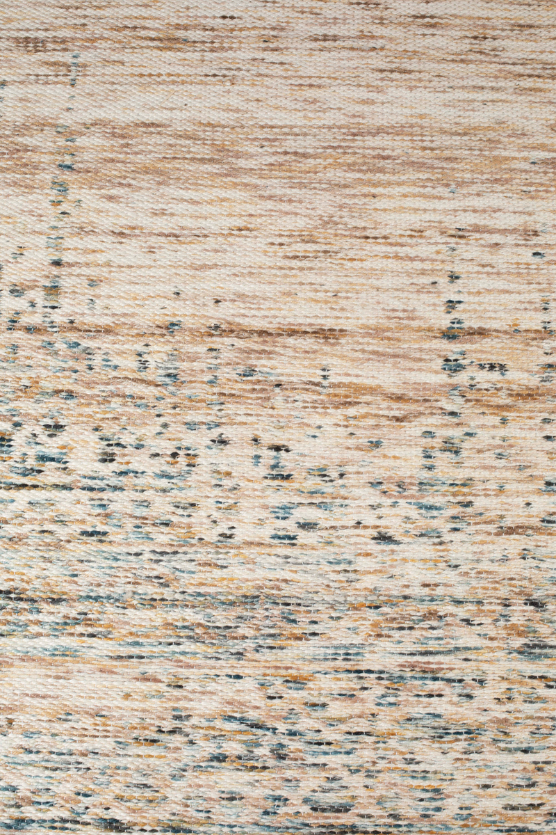 Handwoven Fringed Carpet | DF Max | Oroatrade.com