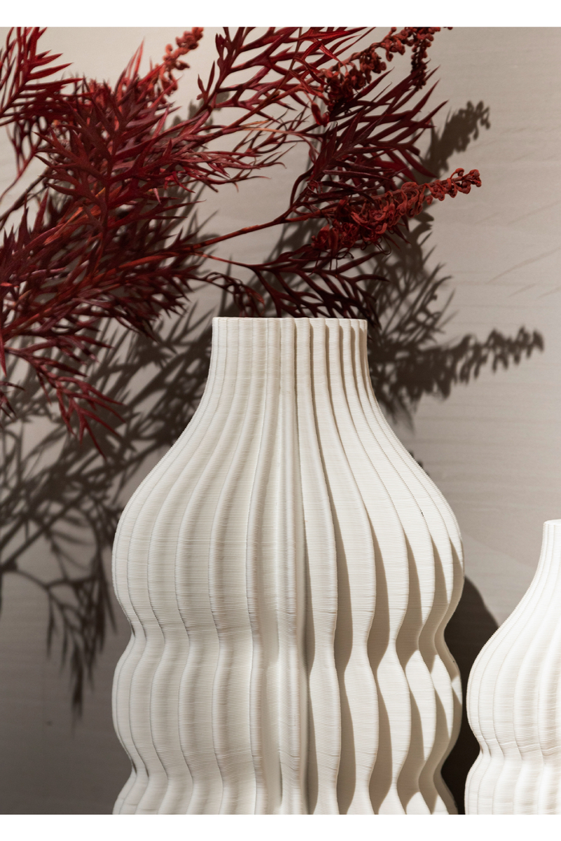 White Ceramic Fluted Vase | Liang & Eimil Iverna | Oroatrade.com