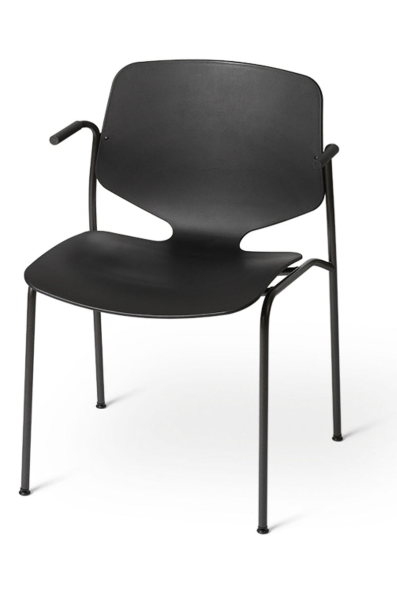 Recycled Plastic Arm Chair | Mater | Quality European Wood furniture