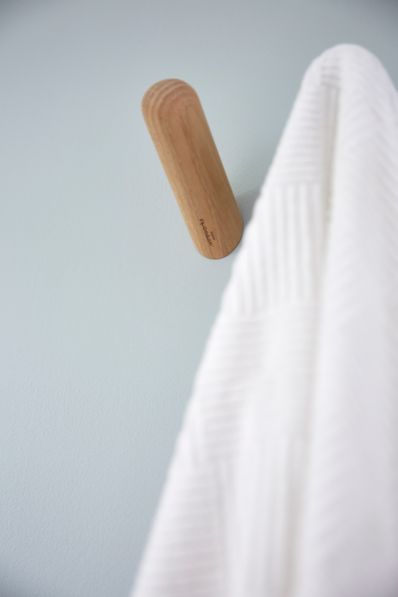 Oak Wall Towel Hook | Wireworks Peggy Sue | OROA TRADE