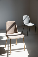 Minimalist Dining Chairs (2) | Zuiver Clip | Oroatrade.com