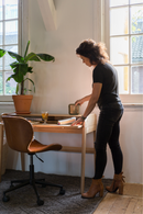 Cognac Leather Bucket Office Chair | Zuiver OMG | DutchFurniture.com