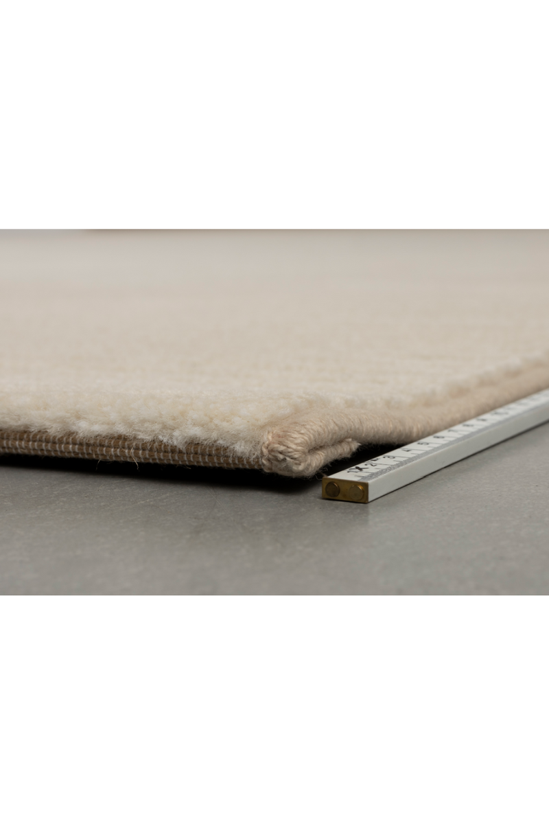 Cream Minimalist Carpet | Zuiver Shore | DutchFurniture.com