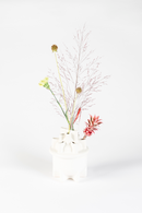 White Ceramic Modern Vase | Zuiver Bassin | Oroatrade.com