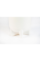 White Ceramic Modern Vase | Zuiver Bassin | Oroatrade.com