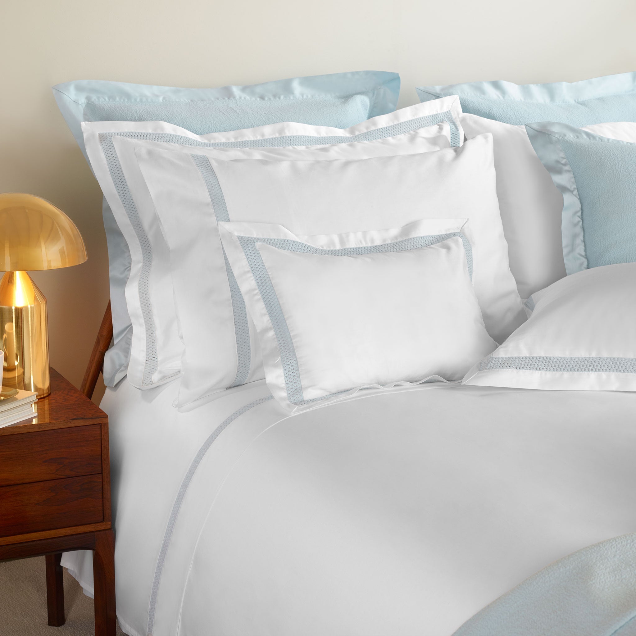 430TC Sateen Laced Flat Sheet | Amalia Home Sónia | Oroatrade.com