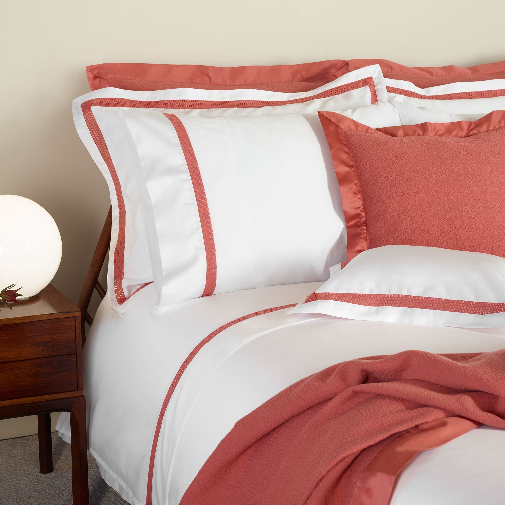 430TC Sateen Laced Sham Set | Amalia Home Sónia | Oroatrade.com
